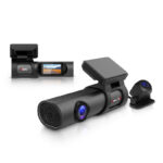 Wideorejestrator z WiFi i kamerą wsteczną Xblitz Professional V4 z logiem po prawej stronie i podgladem nagrania na wyswietlaczu